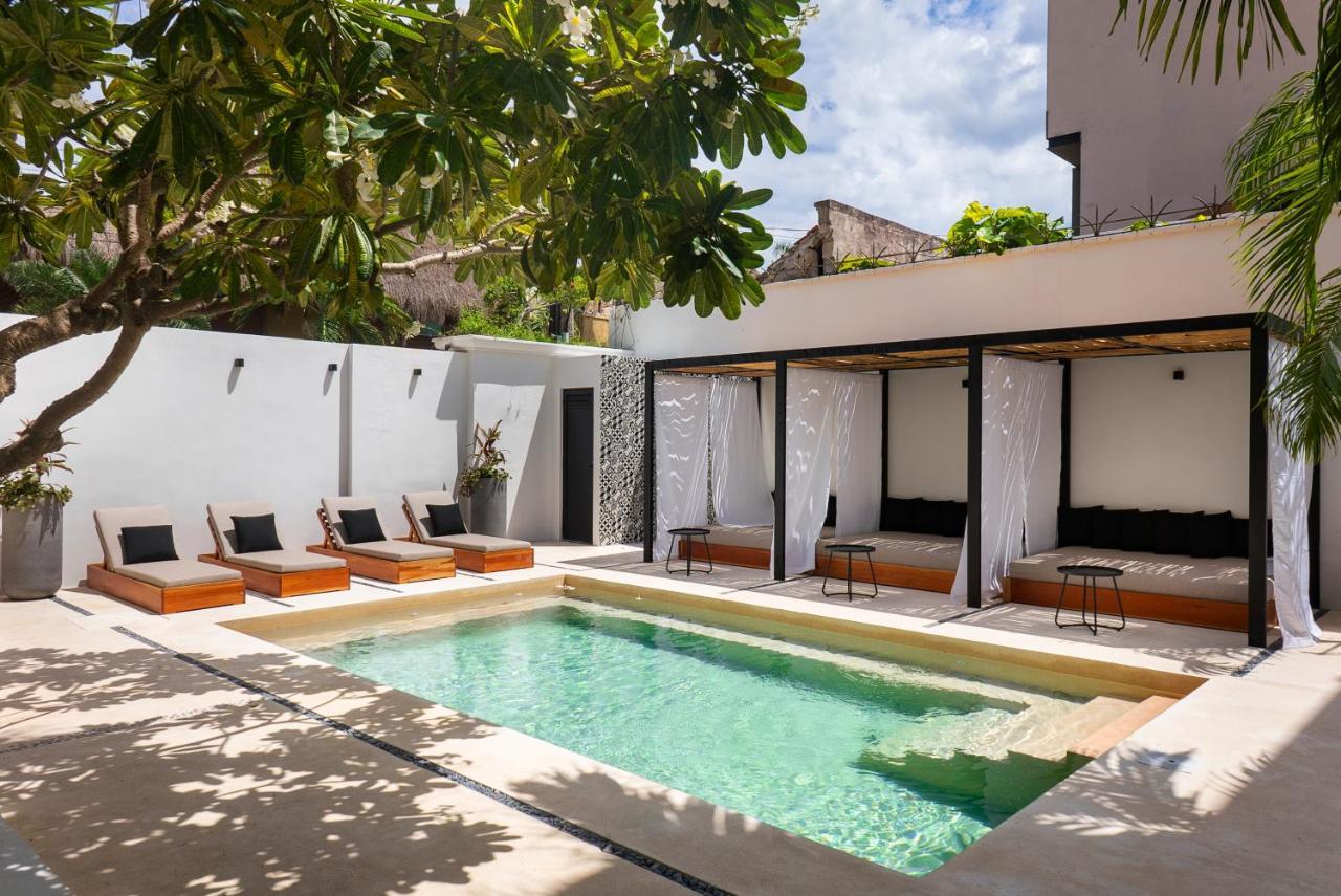 Hotel Aalada Playa Del Carmen Exterior photo